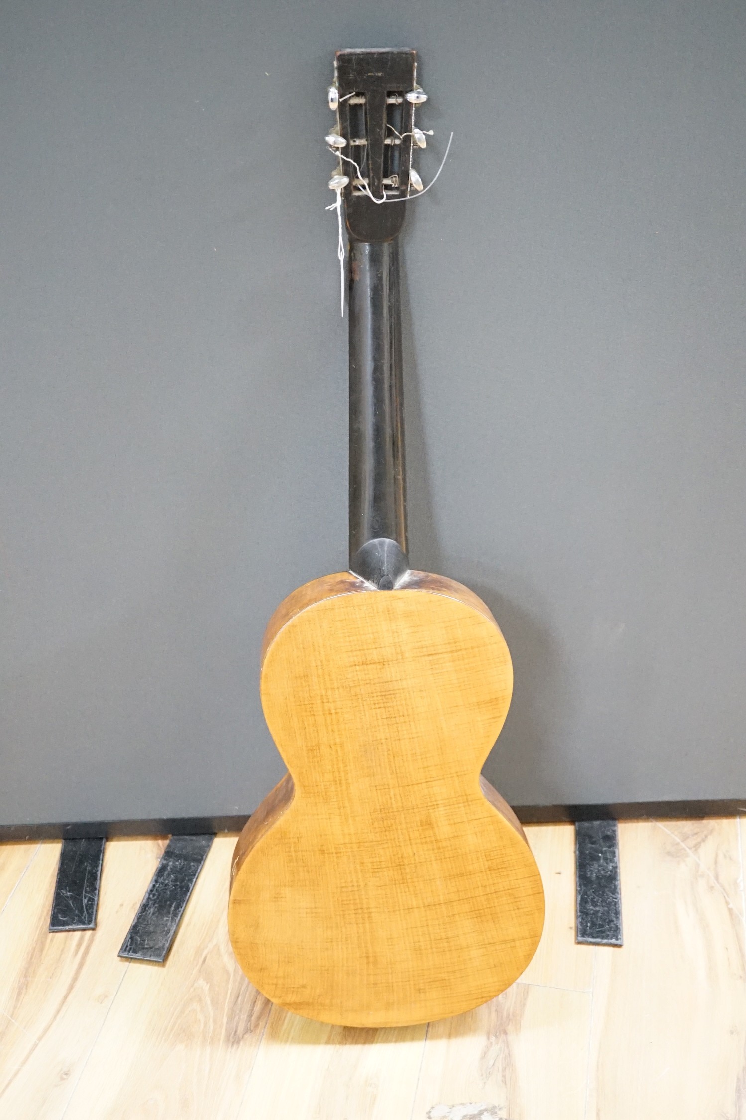 A Parlour guitar